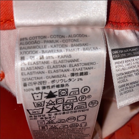 NWT Levi denim orange shorts - Picture 4 of 4